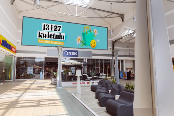Jeden z dwóch największych banerów o wymiarach 17,5x4,5m i łącznej powierzchni 78,8 m2, znajdujący się blisko Auchan, Abra i JYSK.
